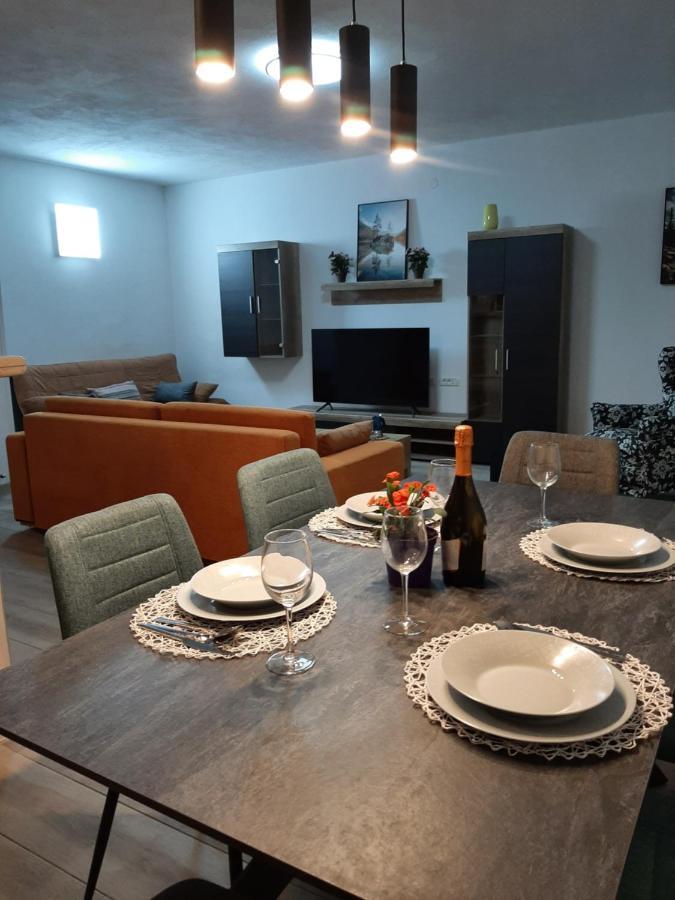 Apartma Kanal エクステリア 写真
